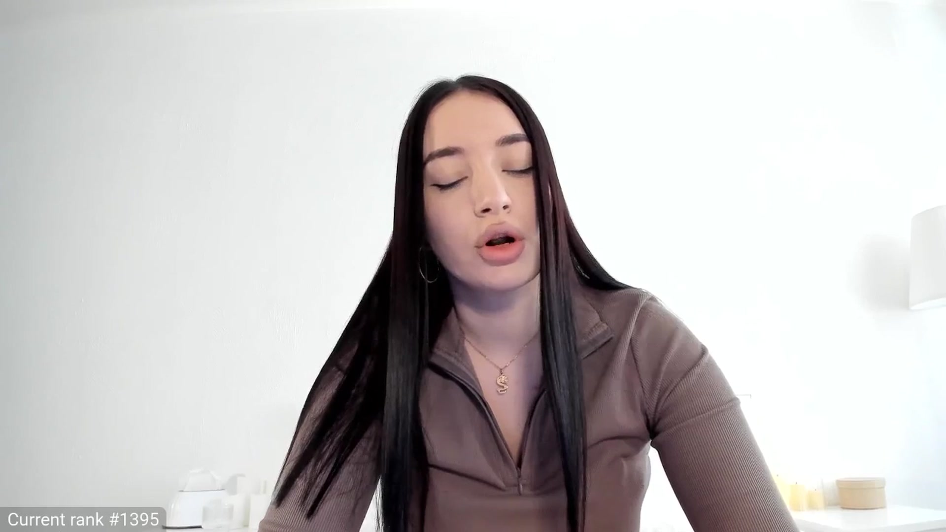 Gallery image thumbnail from KellyK's myfreecams stream on, 04/04/2025, 07:34 image 11 of 20