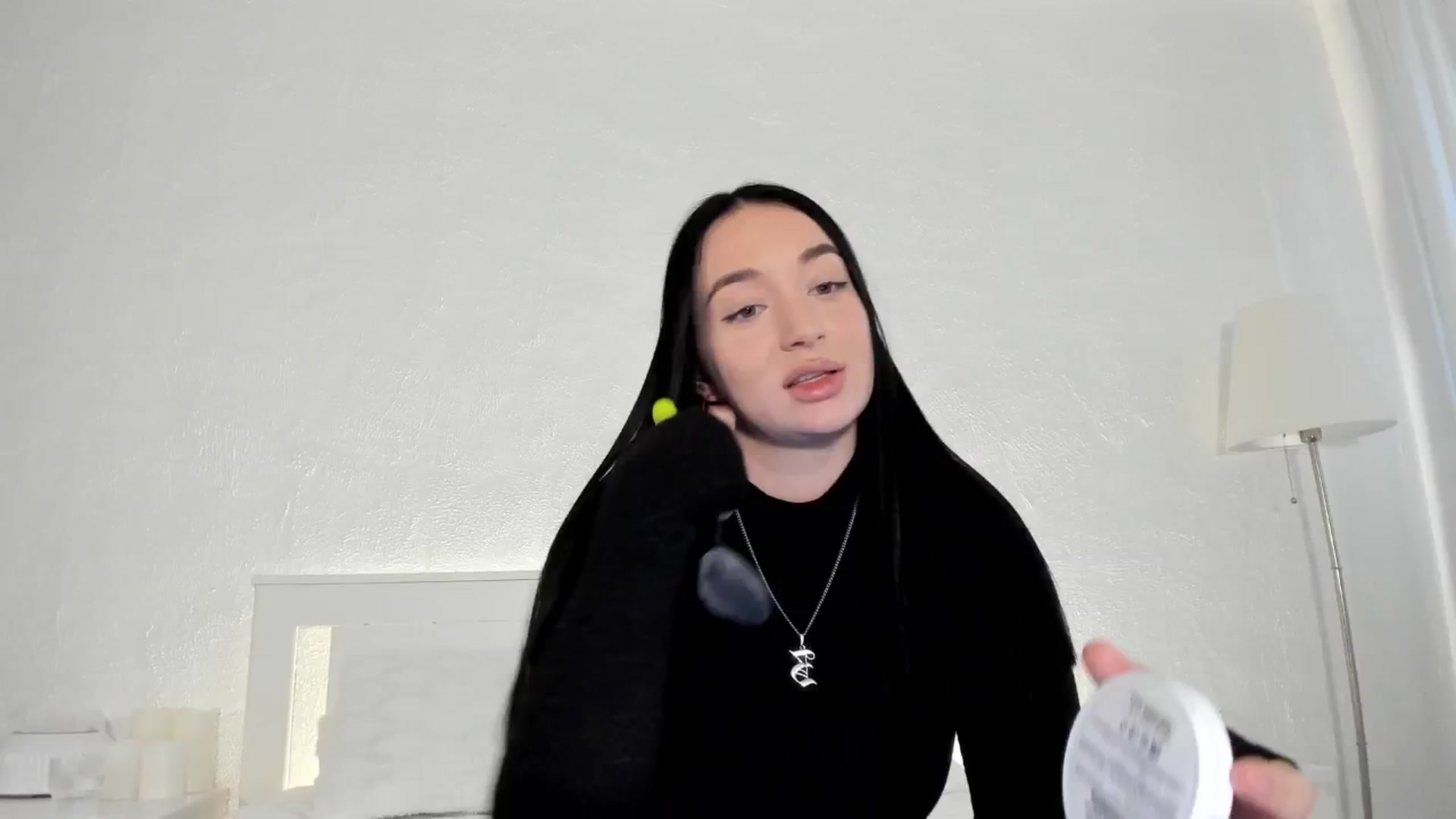 Gallery image thumbnail from KellyK's myfreecams stream on, 04/16/2025, 11:37 image 20 of 20