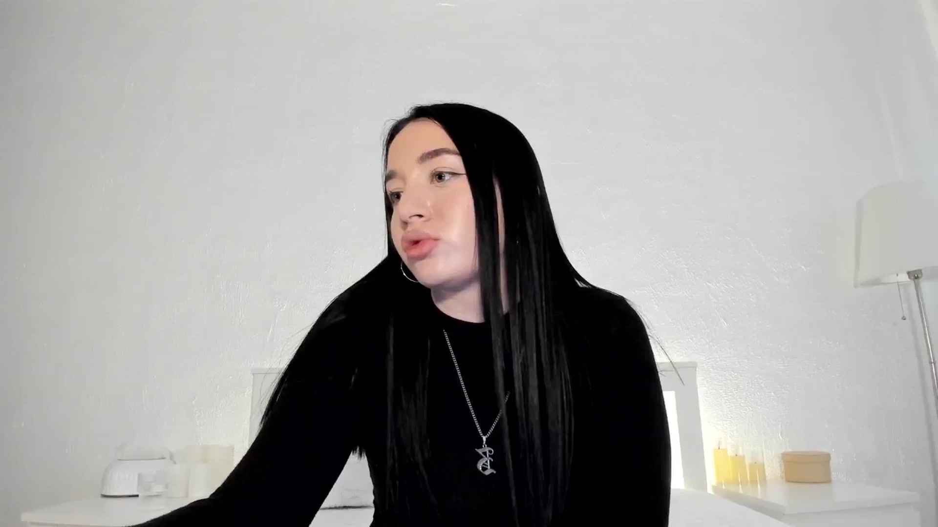 Gallery image thumbnail from KellyK's myfreecams stream on, 04/16/2025, 11:37 image 13 of 20