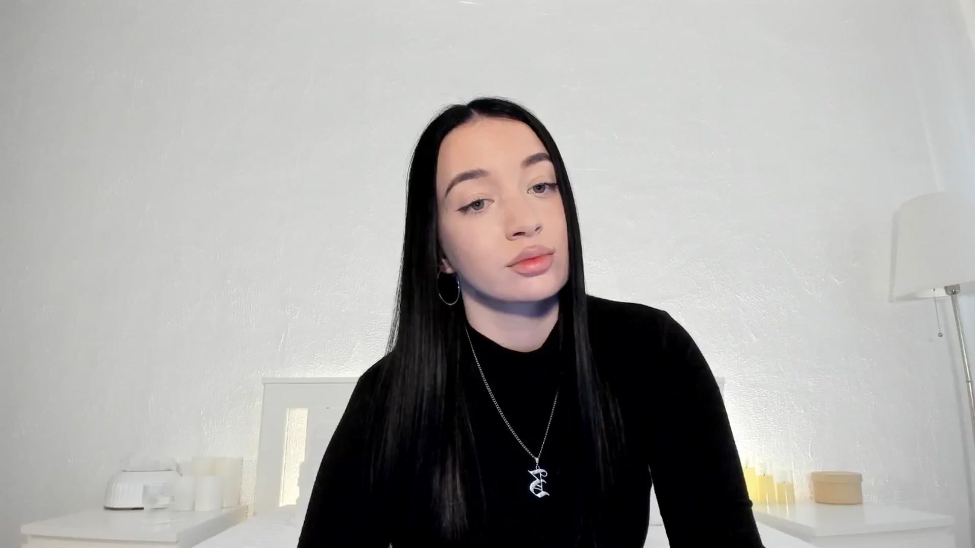 Gallery image thumbnail from KellyK's myfreecams stream on, 04/16/2025, 11:37 image 3 of 20
