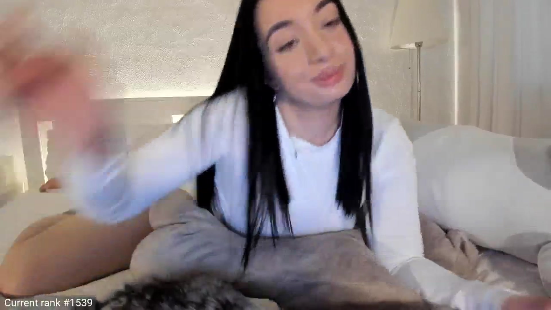 Gallery image thumbnail from KellyK's myfreecams stream on, 04/17/2025, 10:56 image 13 of 20