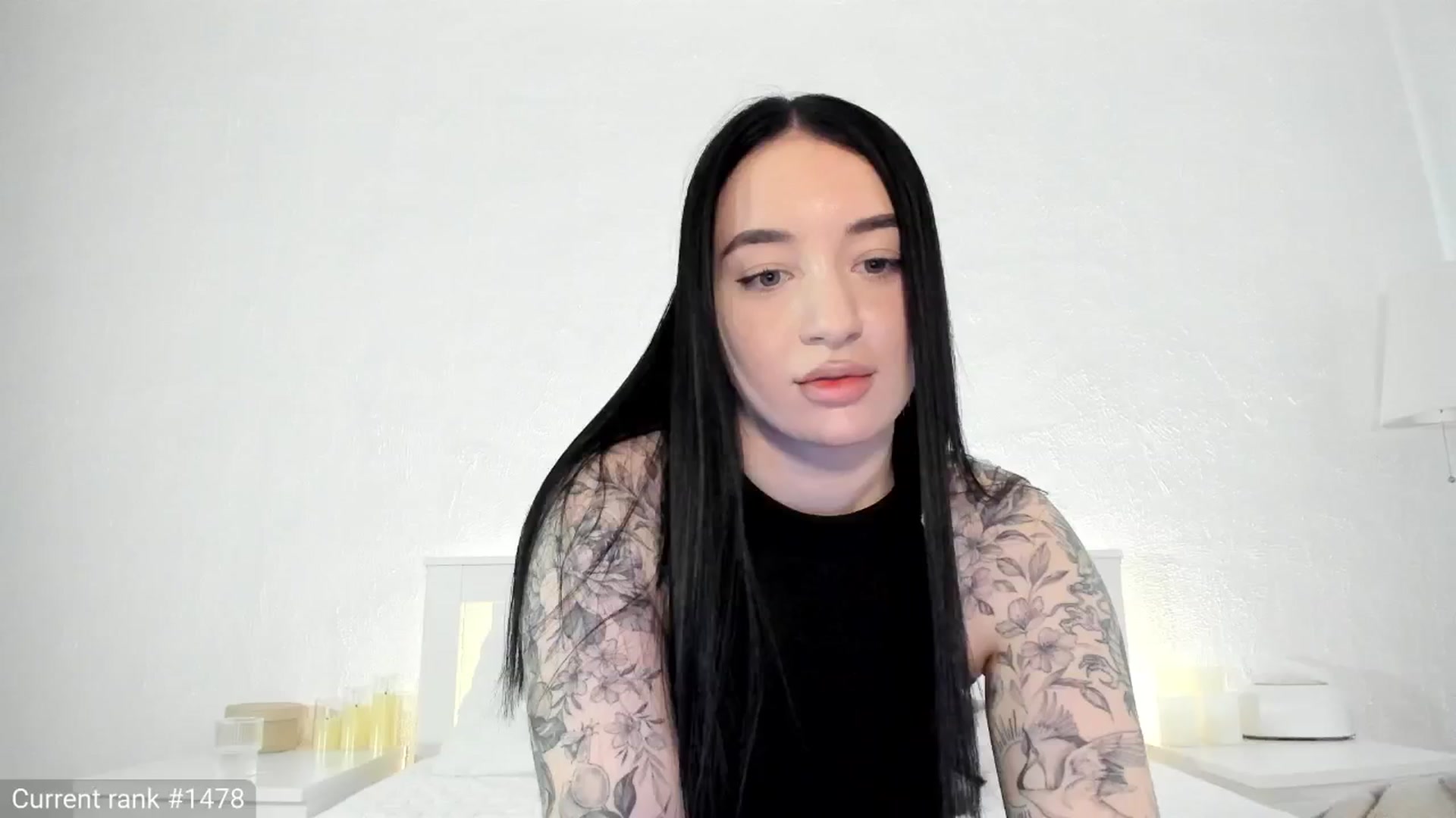 Gallery image thumbnail from KellyK's myfreecams stream on, 04/18/2025, 07:56 image 7 of 20