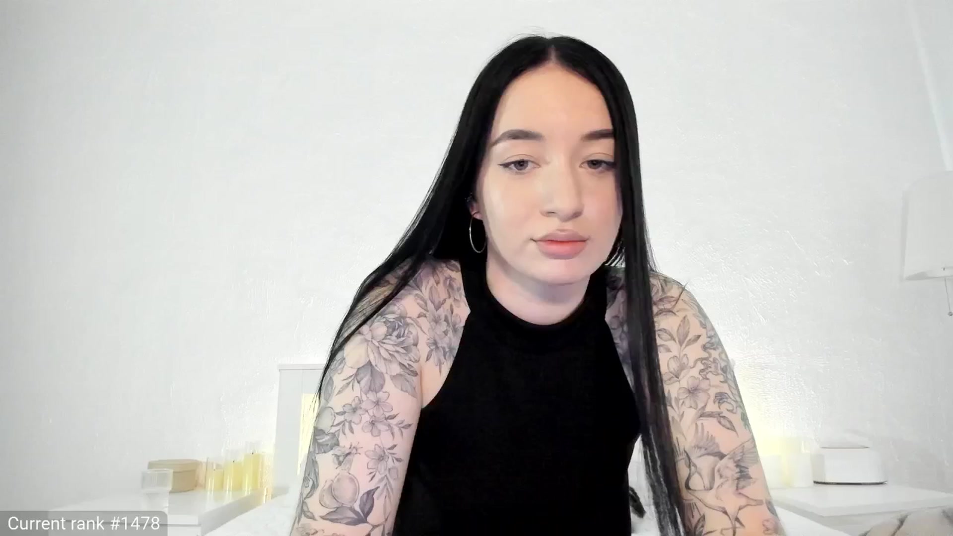 Gallery image thumbnail from KellyK's myfreecams stream on, 04/18/2025, 07:56 image 6 of 20