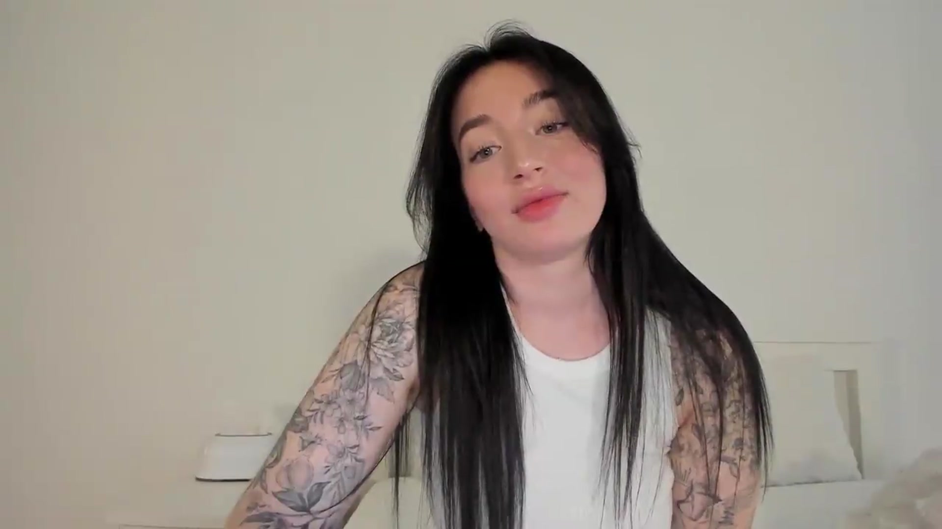 Gallery image thumbnail from KellyK's myfreecams stream on, 07/20/2026, 11:12 image 20 of 20