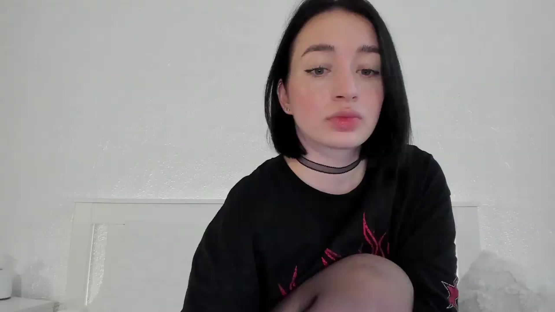 Gallery image thumbnail from KellyK's myfreecams stream on, 08/18/2026, 12:27 image 1 of 20