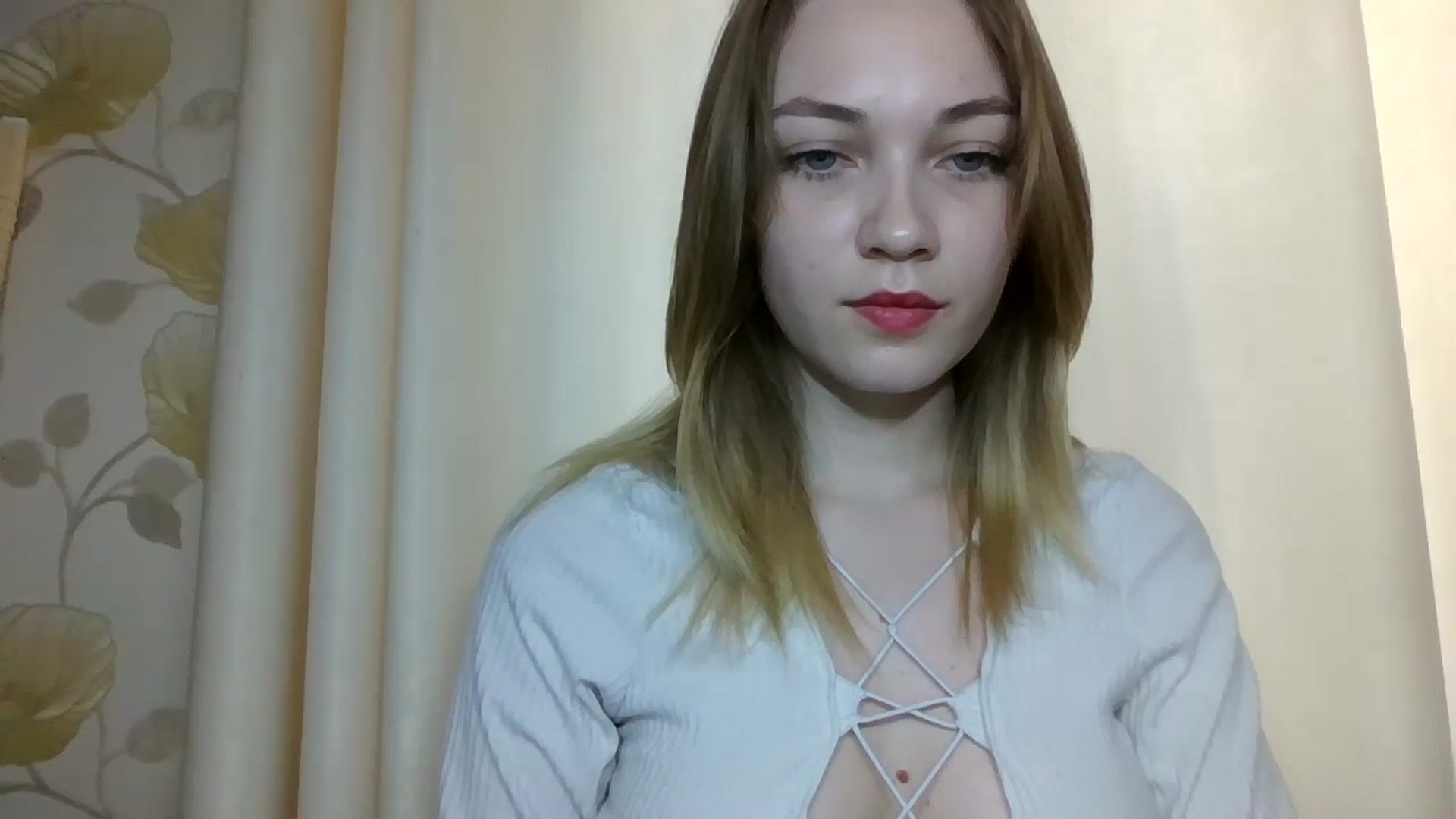 Gallery image thumbnail from KellyKim's myfreecams stream on, 11/06/2024, 10:44 image 15 of 20