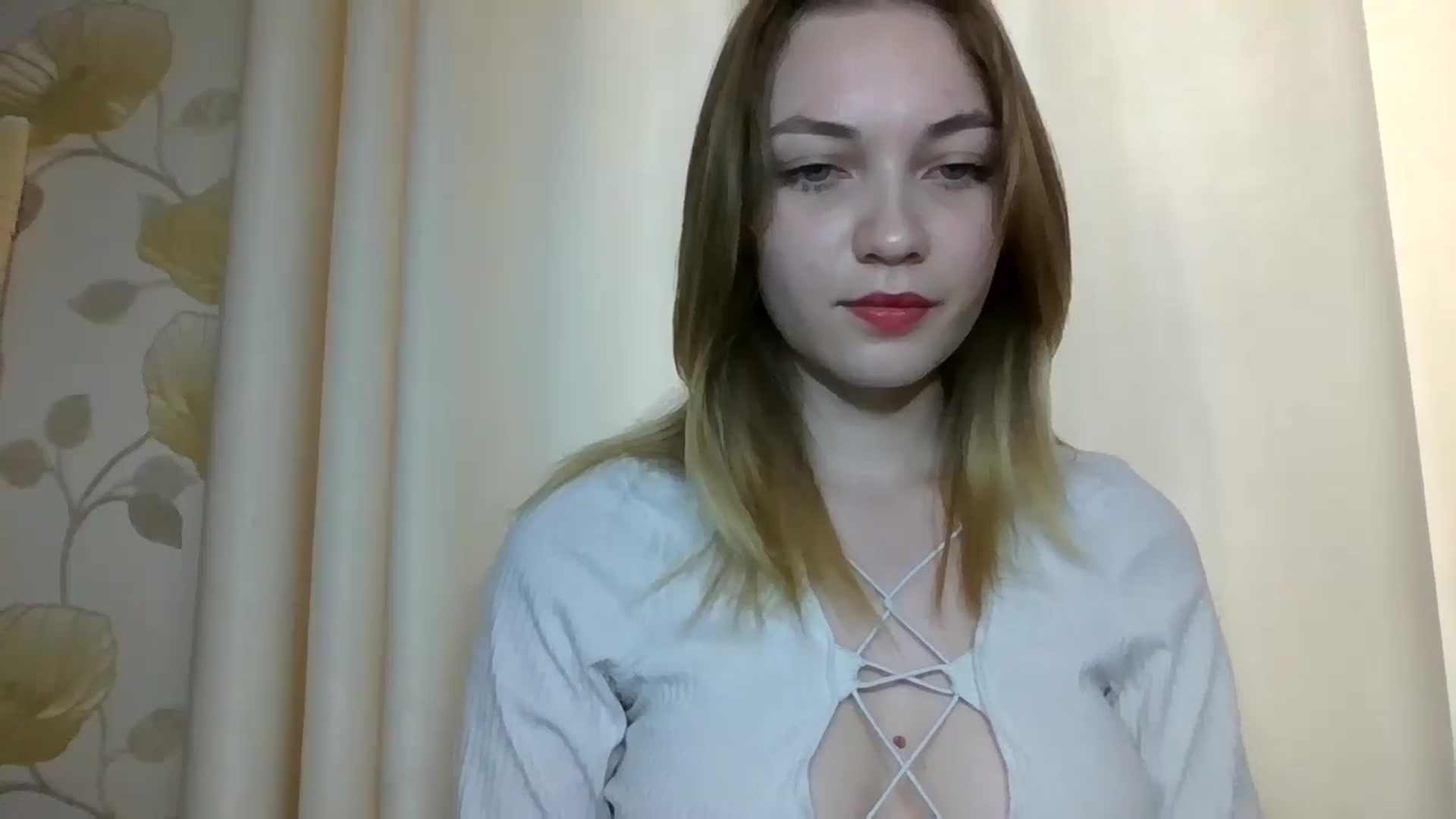 Gallery image thumbnail from KellyKim's myfreecams stream on, 11/06/2024, 10:44 image 14 of 20