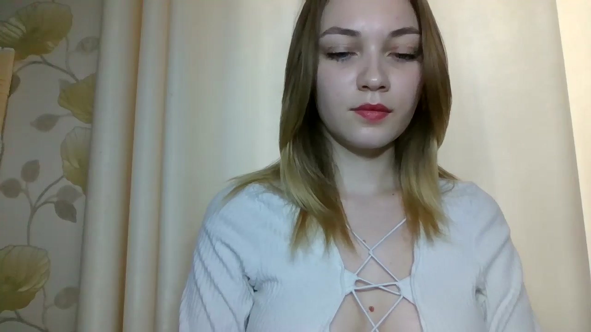 Gallery image thumbnail from KellyKim's myfreecams stream on, 11/06/2024, 10:44 image 20 of 20