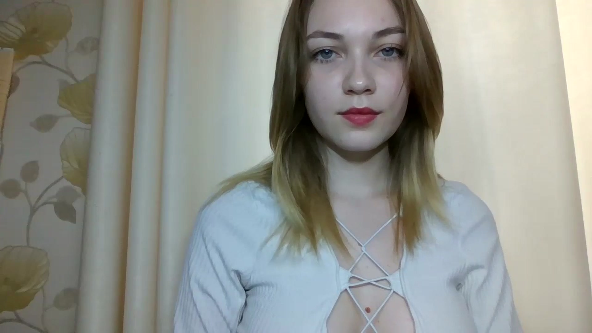 Gallery image thumbnail from KellyKim's myfreecams stream on, 11/06/2024, 10:44 image 16 of 20