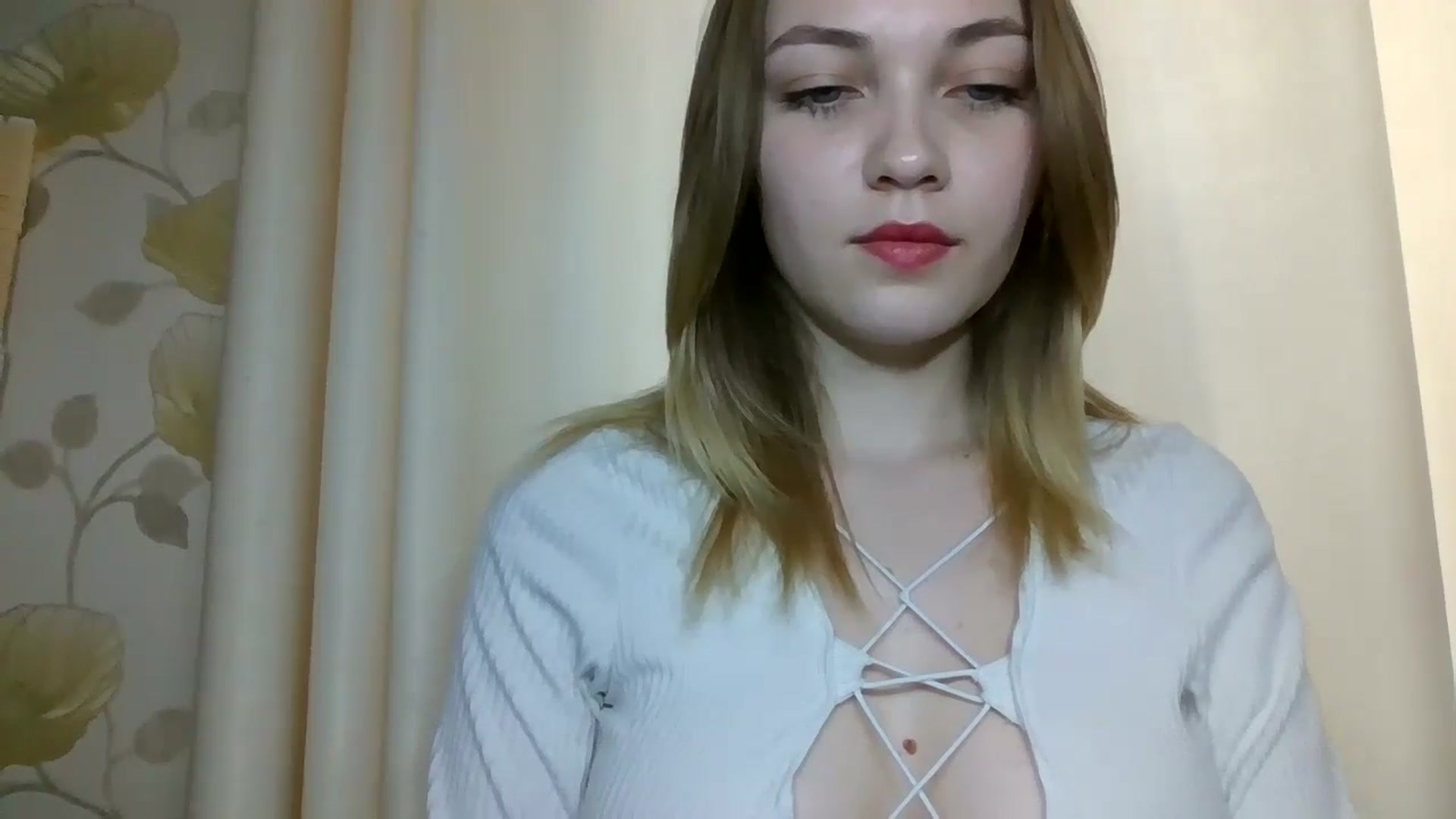 Gallery image thumbnail from KellyKim's myfreecams stream on, 11/06/2024, 10:44 image 19 of 20