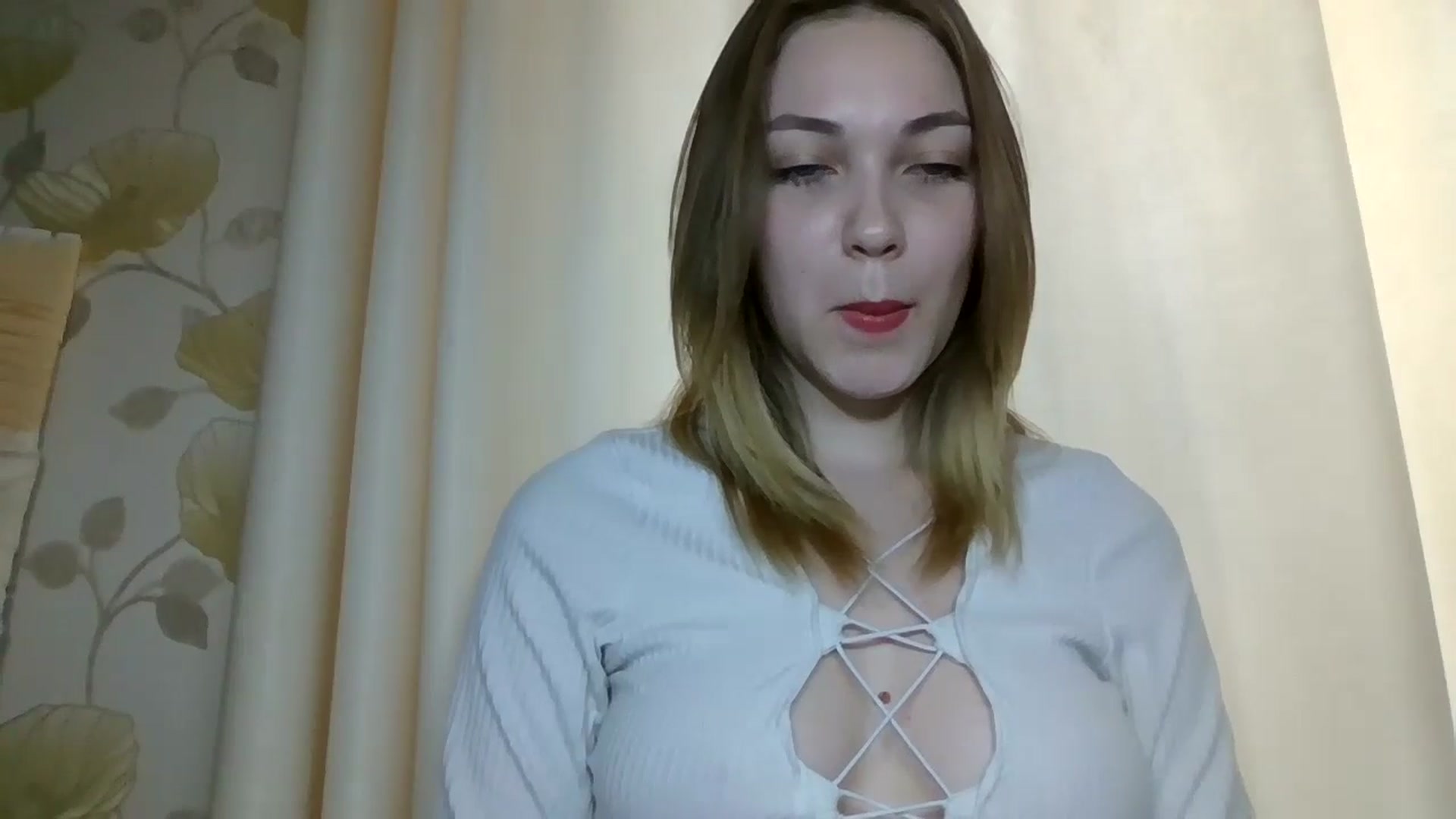Gallery image thumbnail from KellyKim's myfreecams stream on, 11/06/2024, 10:44 image 9 of 20