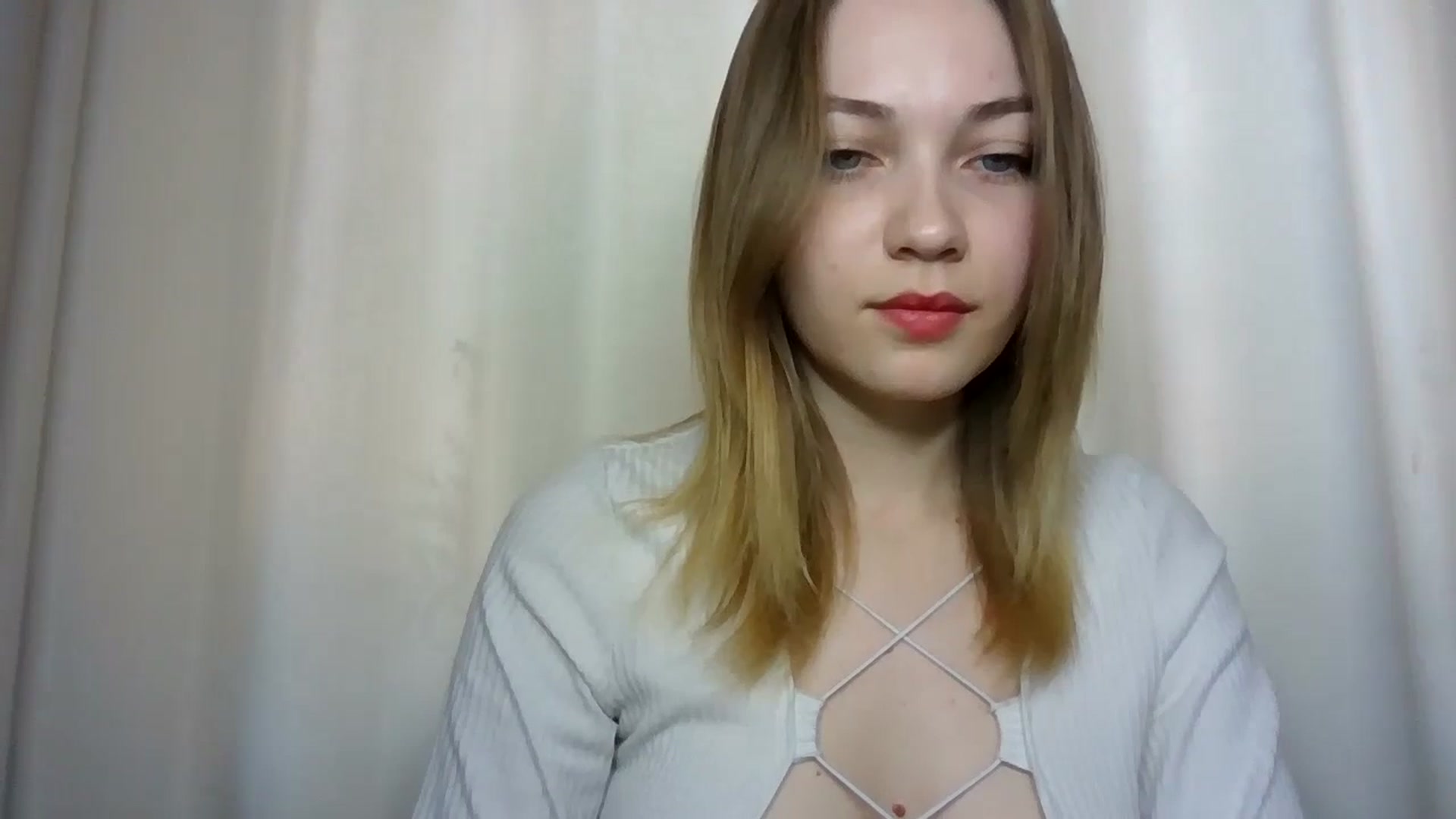 Gallery image thumbnail from KellyKim's myfreecams stream on, 11/07/2024, 10:19 image 3 of 20
