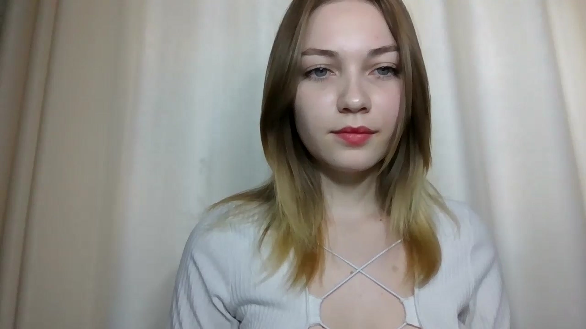 Gallery image thumbnail from KellyKim's myfreecams stream on, 11/07/2024, 10:19 image 16 of 20