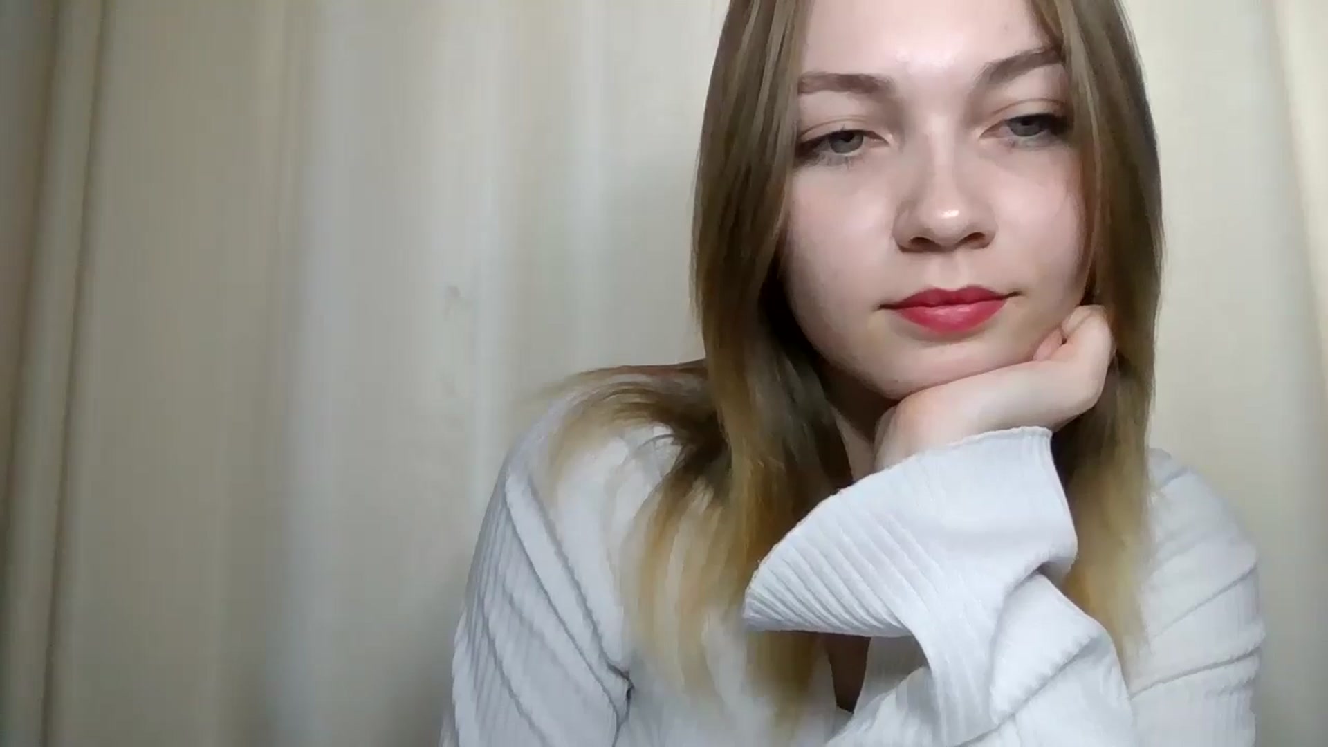 Gallery image thumbnail from KellyKim's myfreecams stream on, 11/07/2024, 12:34 image 17 of 20