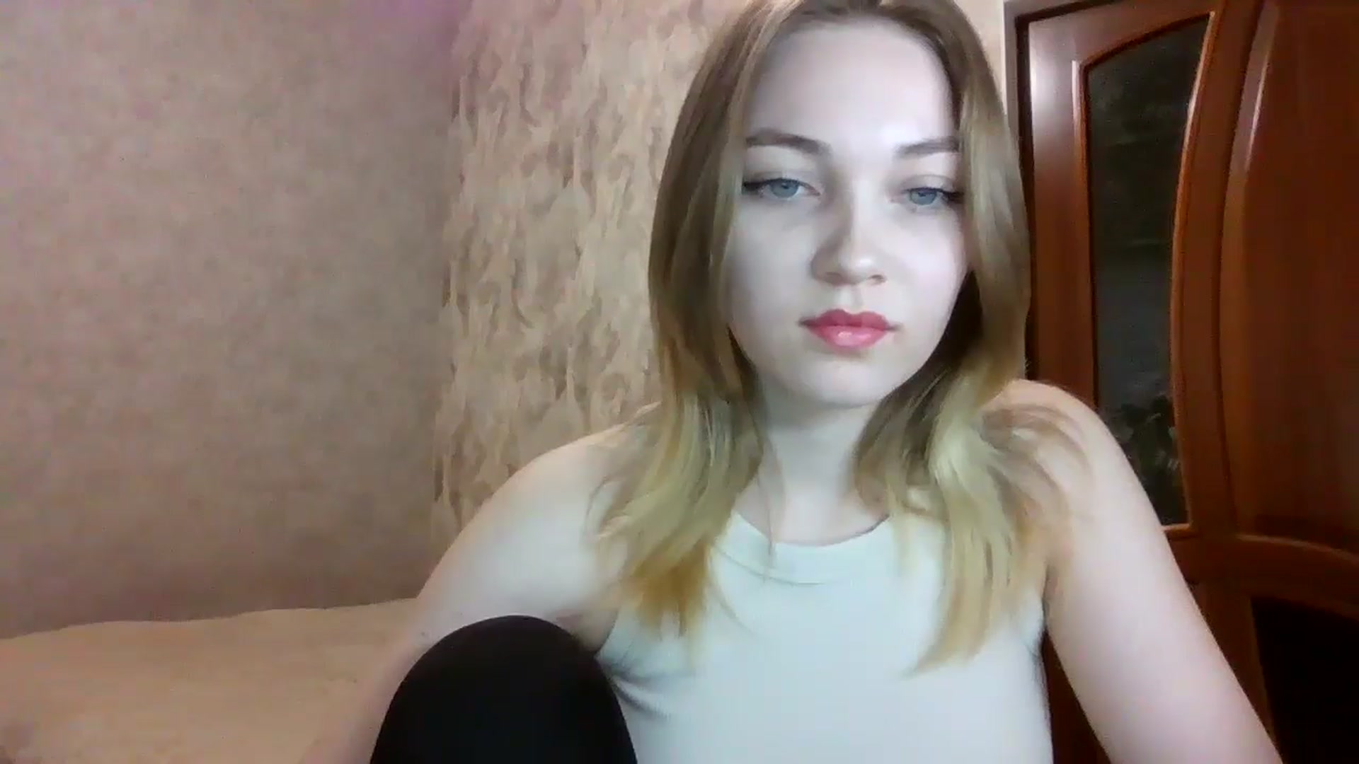 Gallery image thumbnail from KellyKim's myfreecams stream on, 11/09/2024, 09:09 image 3 of 20