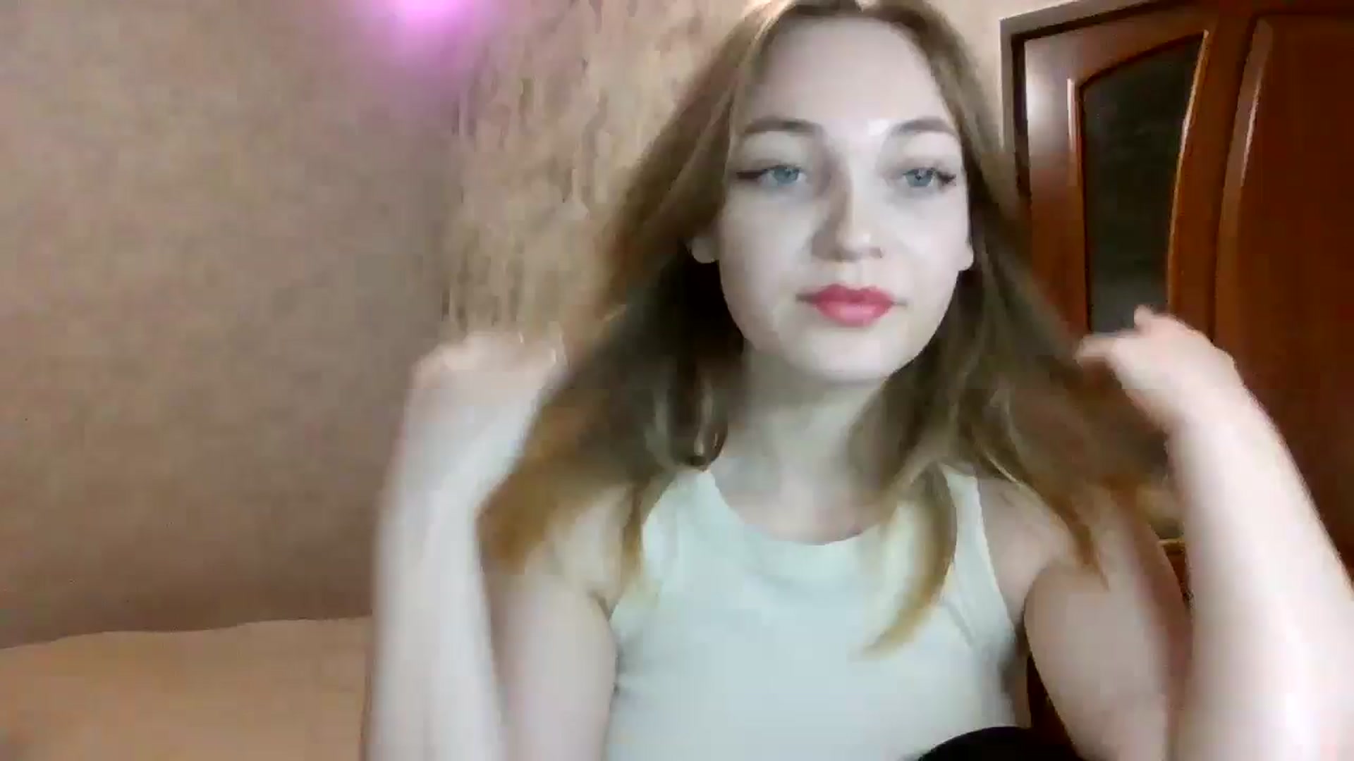 Gallery image thumbnail from KellyKim's myfreecams stream on, 11/09/2024, 09:09 image 14 of 20