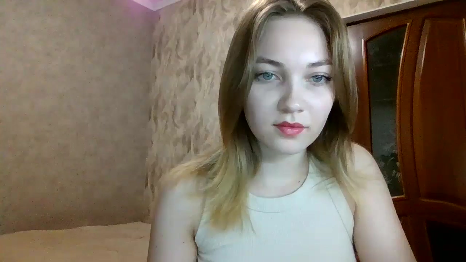 Gallery image thumbnail from KellyKim's myfreecams stream on, 11/09/2024, 09:09 image 19 of 20