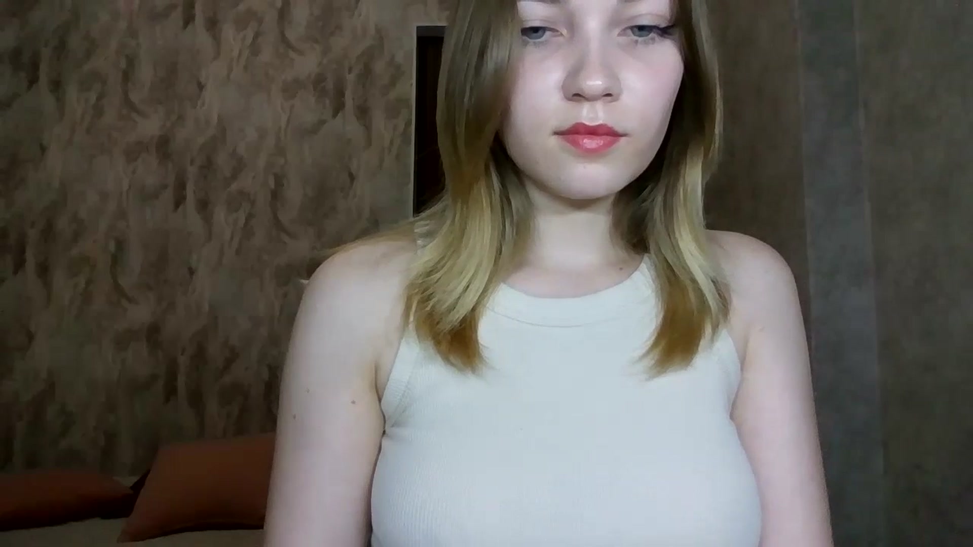 Gallery image thumbnail from KellyKim's myfreecams stream on, 11/09/2024, 13:05 image 2 of 20