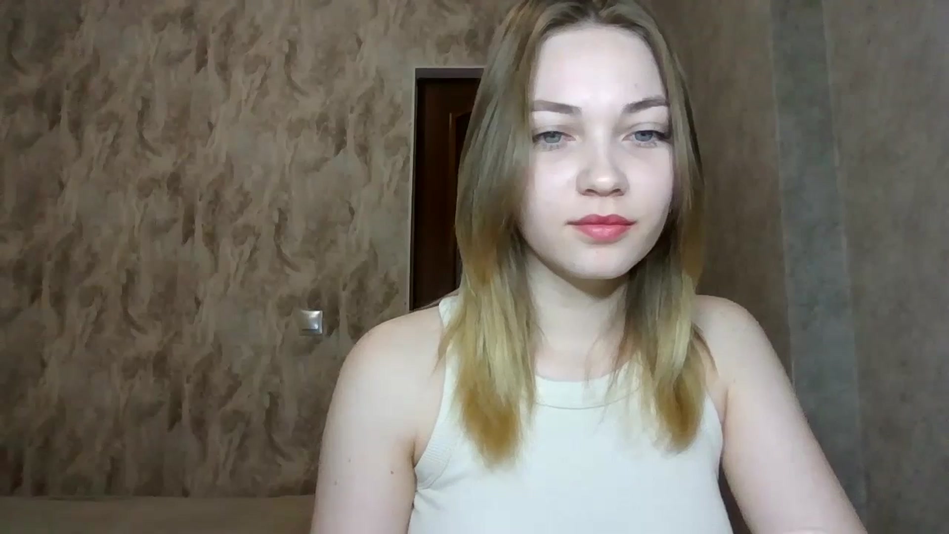 Gallery image thumbnail from KellyKim's myfreecams stream on, 11/10/2024, 08:58 image 5 of 20