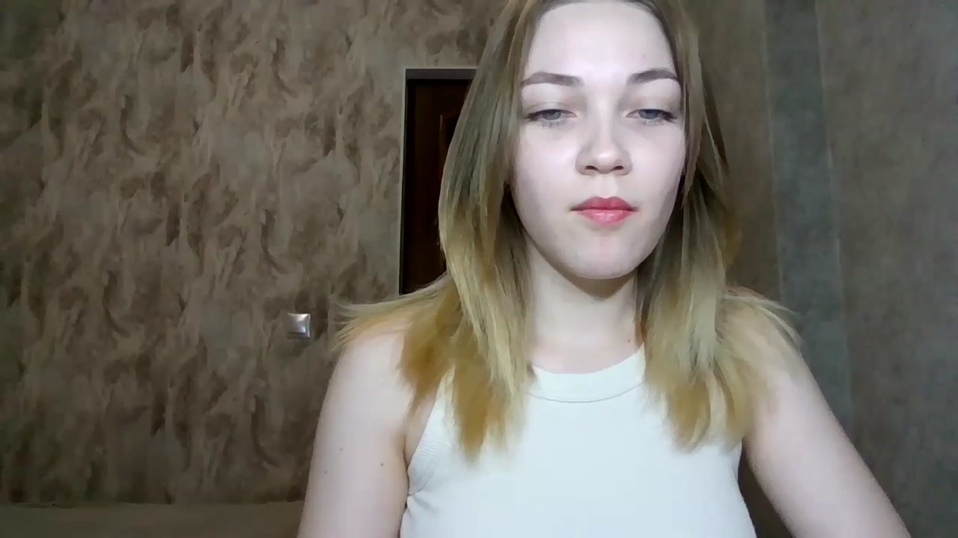 Gallery image thumbnail from KellyKim's myfreecams stream on, 11/10/2024, 08:58 image 7 of 20