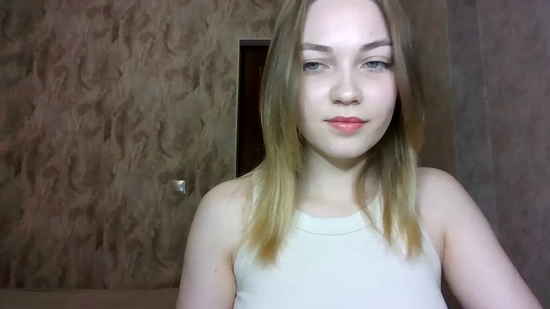 Gallery image thumbnail from KellyKim's myfreecams stream on, 11/10/2024, 09:12 image 2 of 20