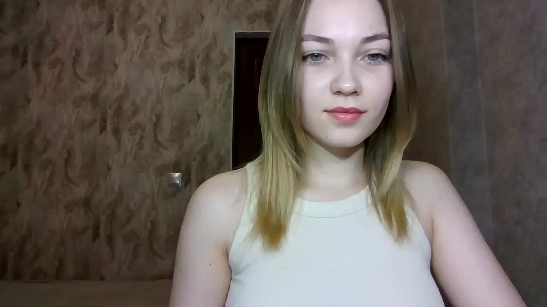 Gallery image thumbnail from KellyKim's myfreecams stream on, 11/10/2024, 09:12 image 11 of 20