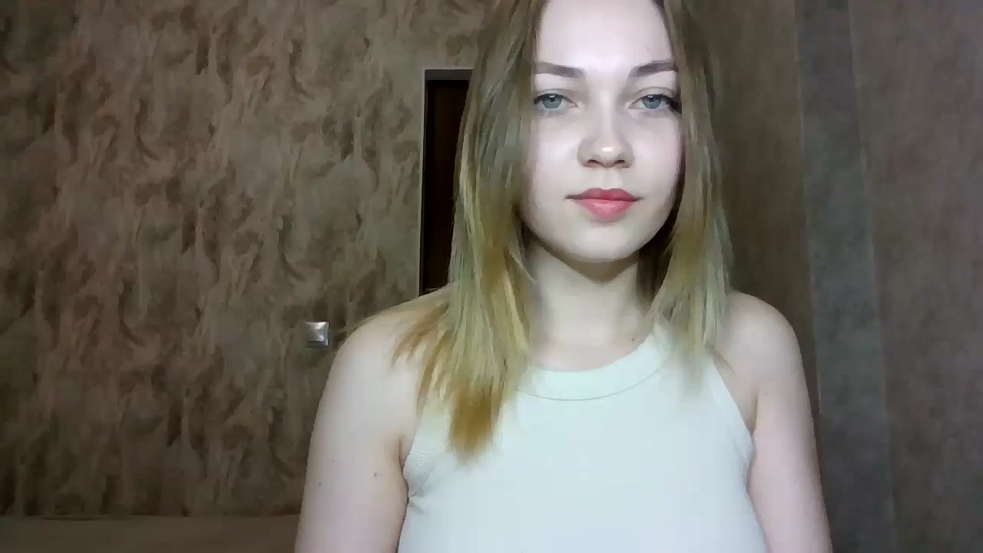 Gallery image thumbnail from KellyKim's myfreecams stream on, 11/10/2024, 09:38 image 2 of 20