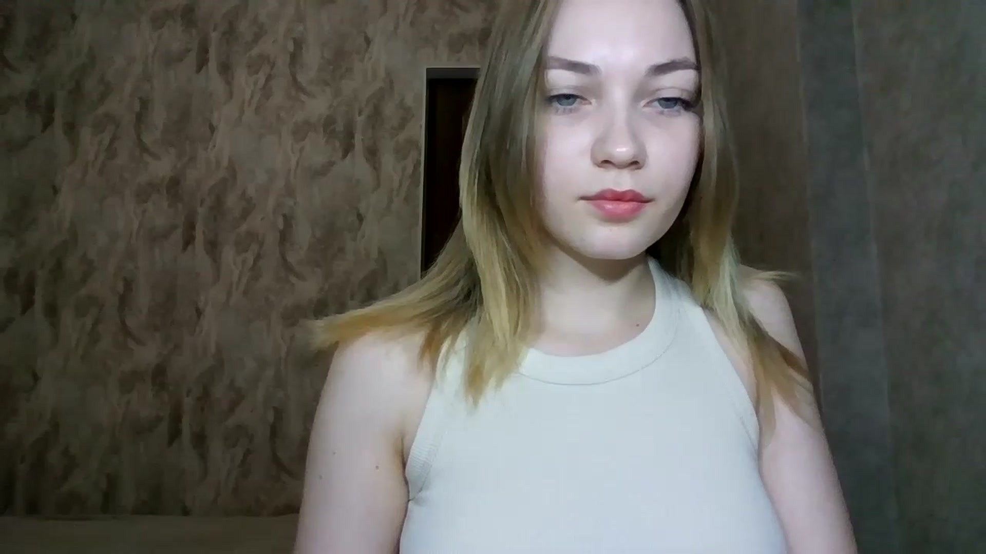 Gallery image thumbnail from KellyKim's myfreecams stream on, 11/10/2024, 09:38 image 11 of 20