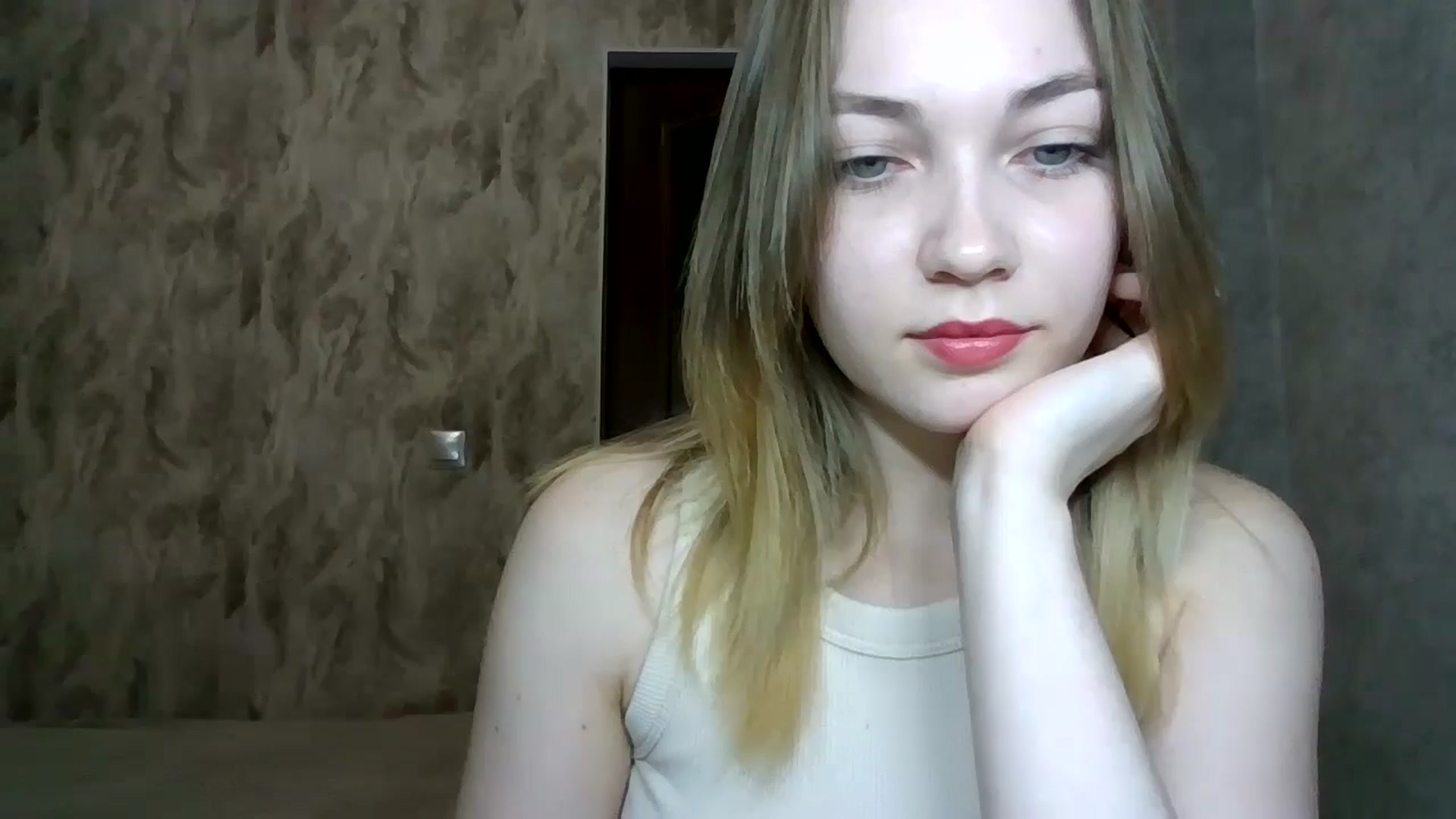 Gallery image thumbnail from KellyKim's myfreecams stream on, 11/10/2024, 10:15 image 20 of 20
