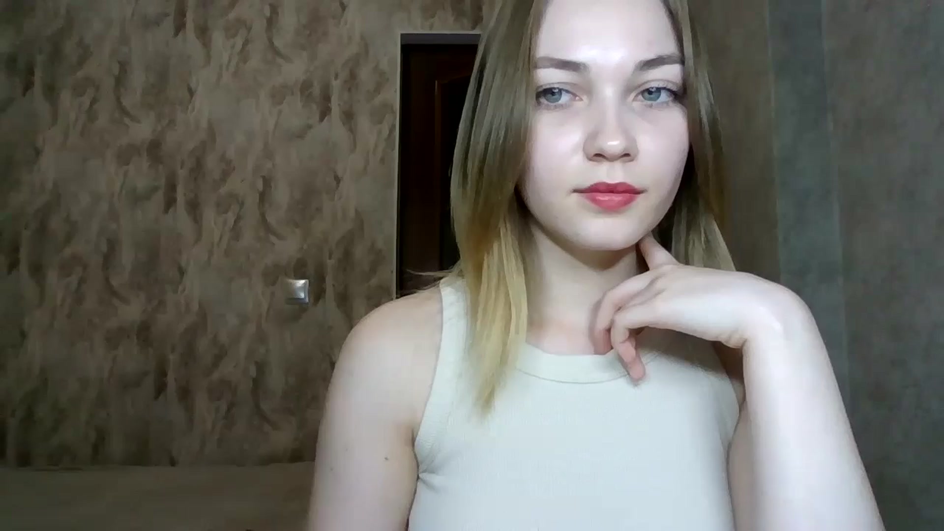 Gallery image thumbnail from KellyKim's myfreecams stream on, 11/10/2024, 10:52 image 20 of 20