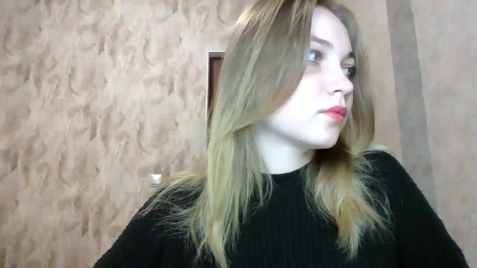 Gallery image thumbnail from KellyKim's myfreecams stream on, 11/12/2024, 12:51 image 13 of 20