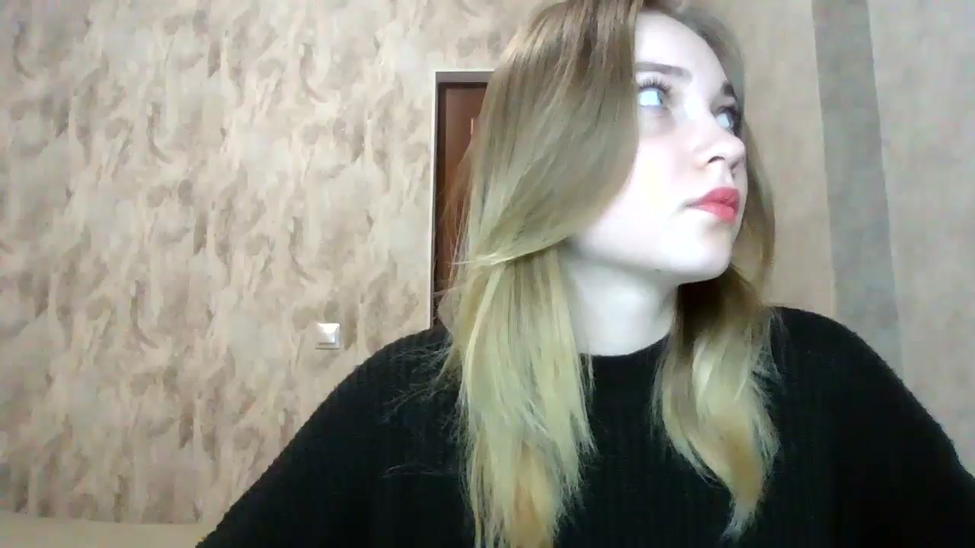 Gallery image thumbnail from KellyKim's myfreecams stream on, 11/12/2024, 13:26 image 3 of 20