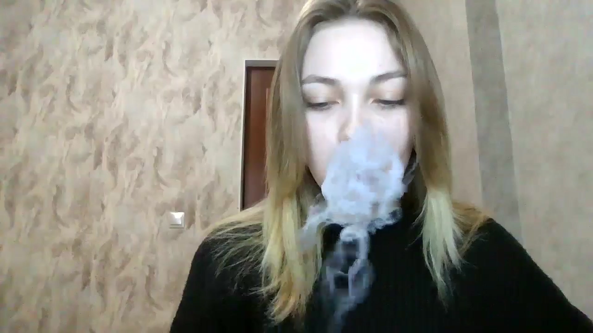 Gallery image thumbnail from KellyKim's myfreecams stream on, 11/13/2024, 10:43 image 5 of 20