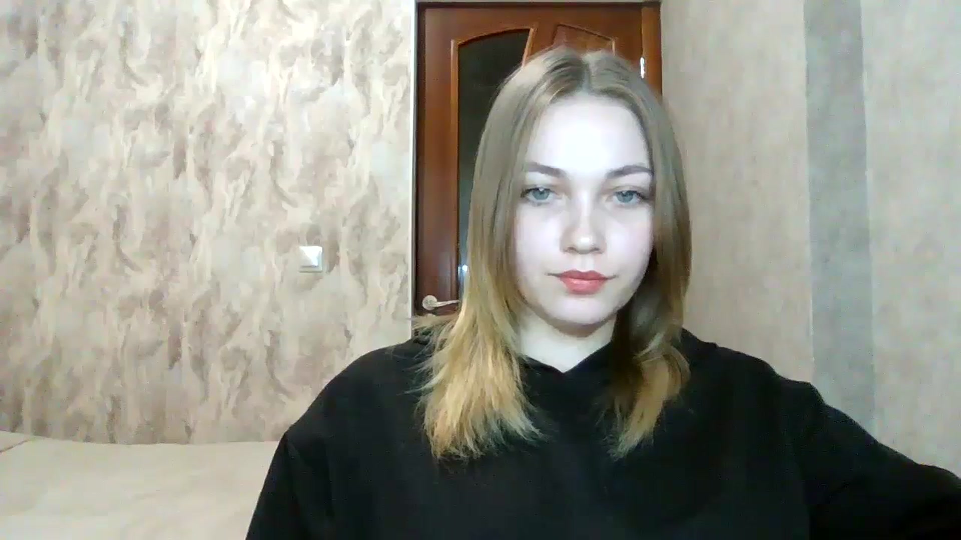 Gallery image thumbnail from KellyKim's myfreecams stream on, 11/15/2024, 12:38 image 14 of 20