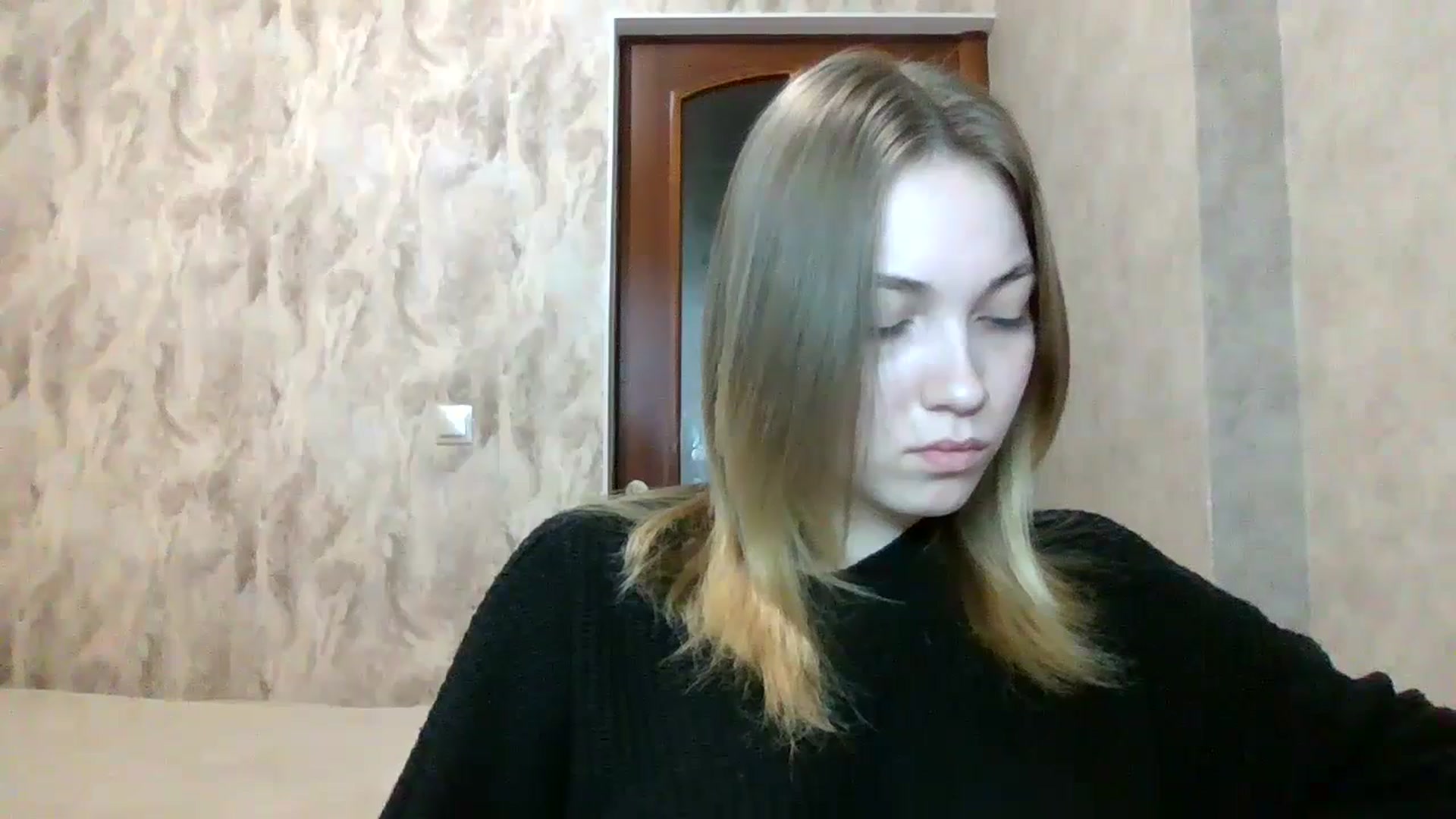 Gallery image thumbnail from KellyKim's myfreecams stream on, 11/18/2024, 12:18 image 5 of 20