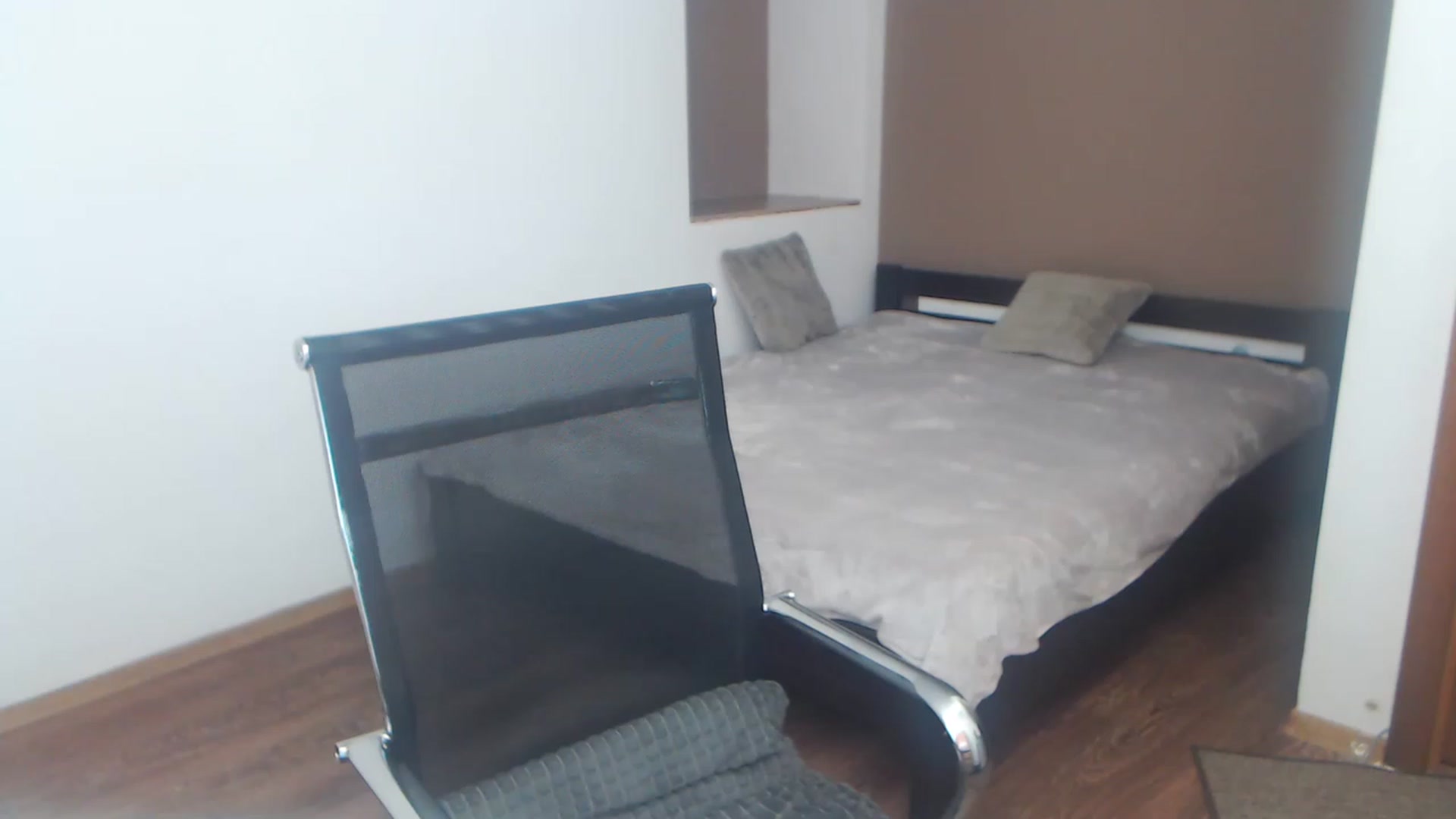 Gallery image thumbnail from KellyKleine's myfreecams stream on, 03/22/2023, 20:27 image 16 of 20