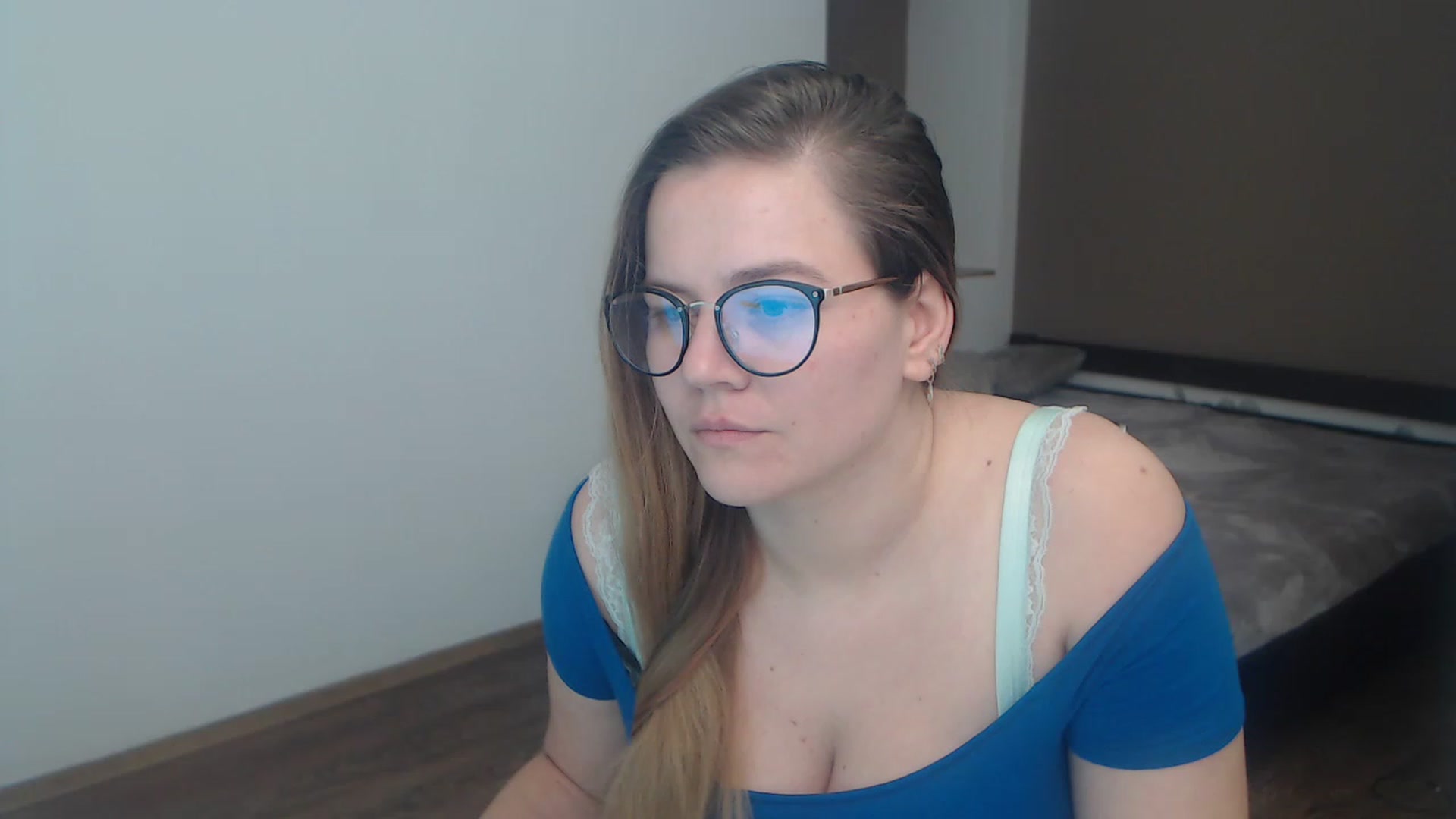 Gallery image thumbnail from KellyKleine's myfreecams stream on, 03/24/2023, 18:06 image 8 of 20