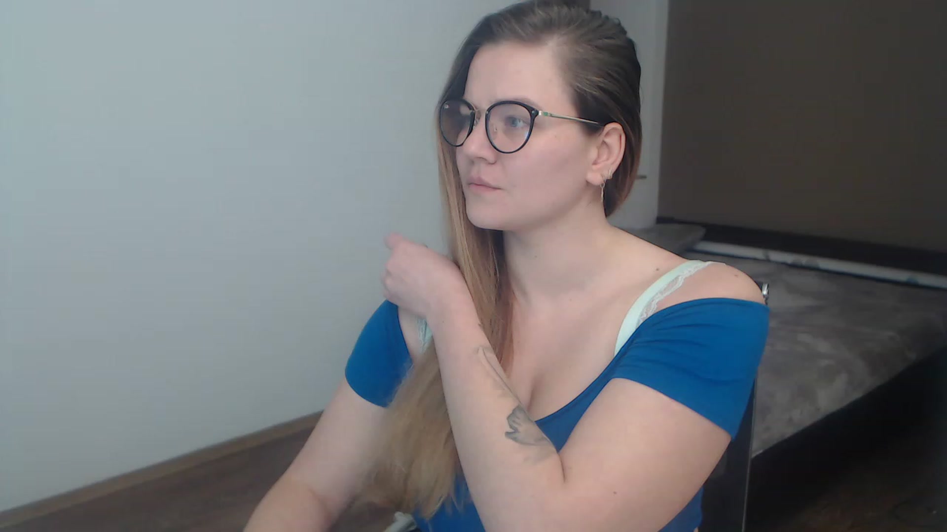 Gallery image thumbnail from KellyKleine's myfreecams stream on, 03/24/2023, 18:06 image 1 of 20