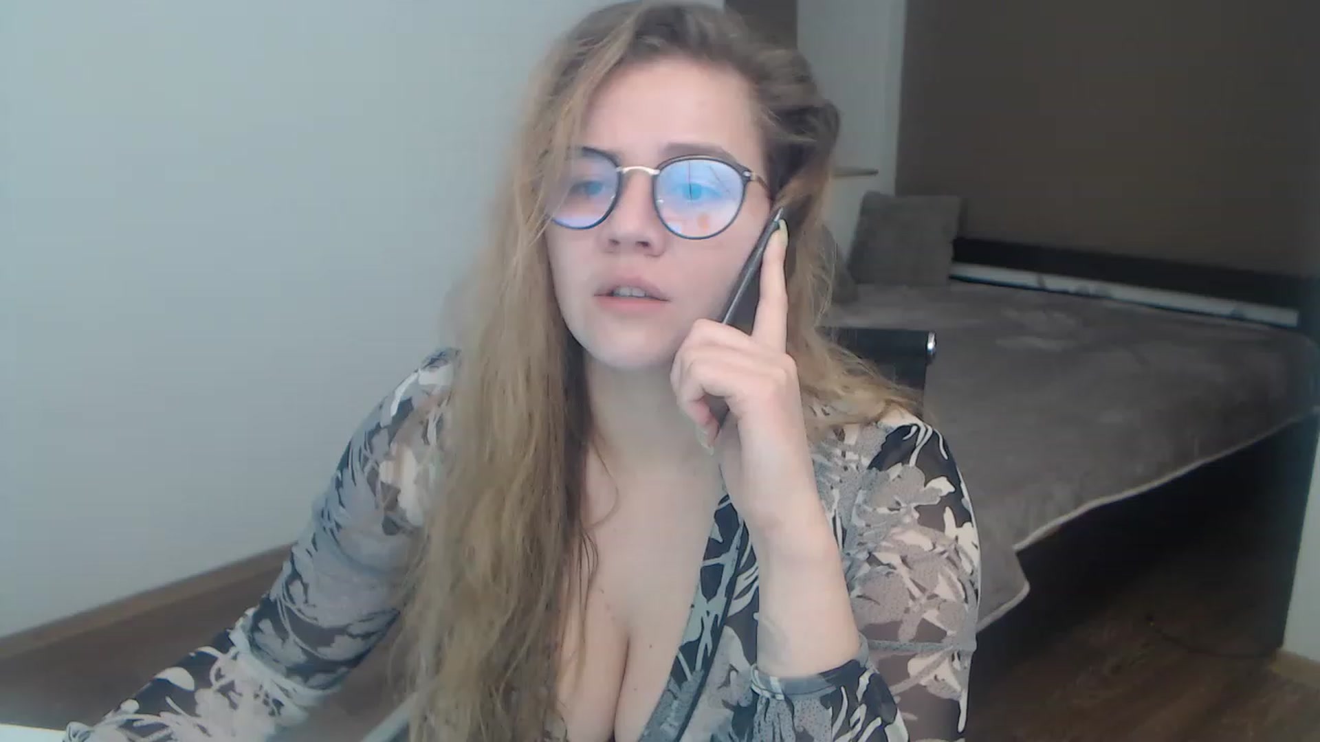 Gallery image thumbnail from KellyKleine's myfreecams stream on, 03/25/2023, 14:03 image 10 of 20