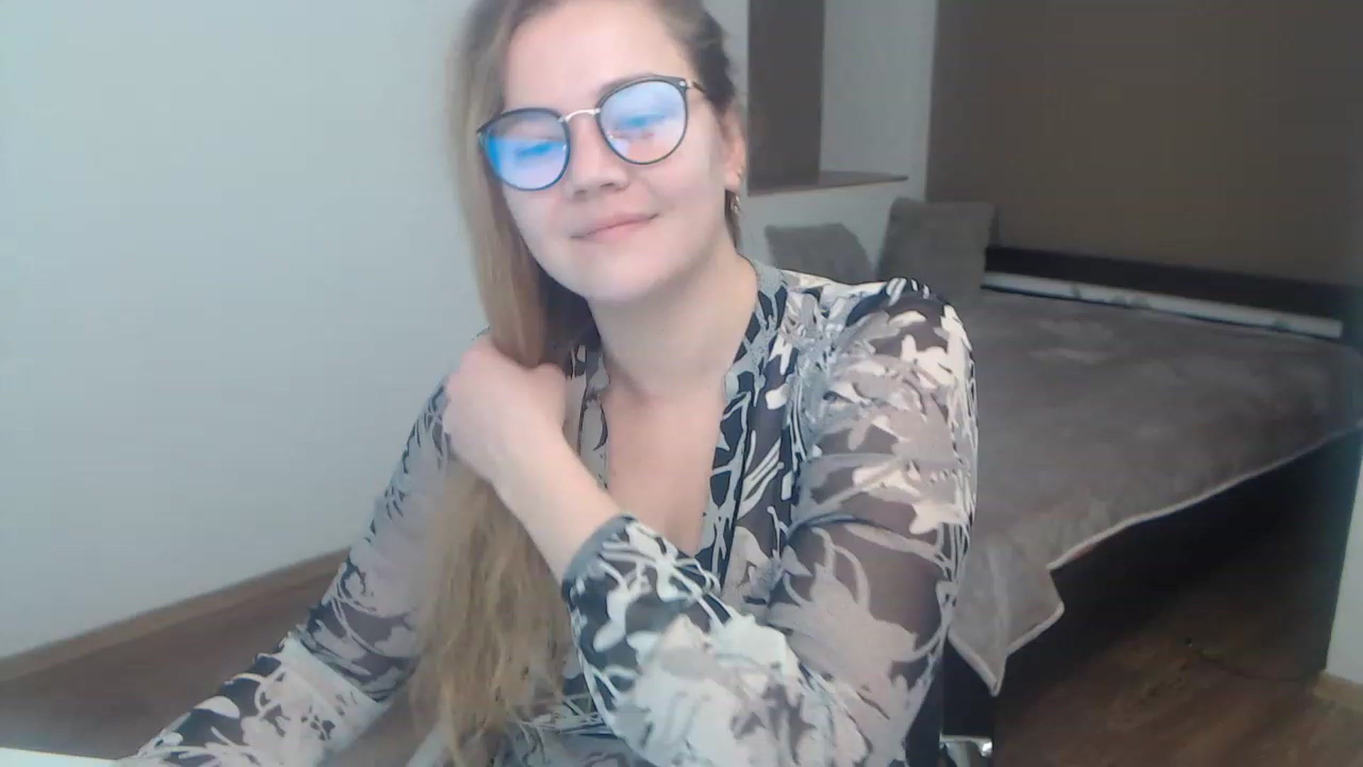 Gallery image thumbnail from KellyKleine's myfreecams stream on, 03/25/2023, 14:03 image 13 of 20