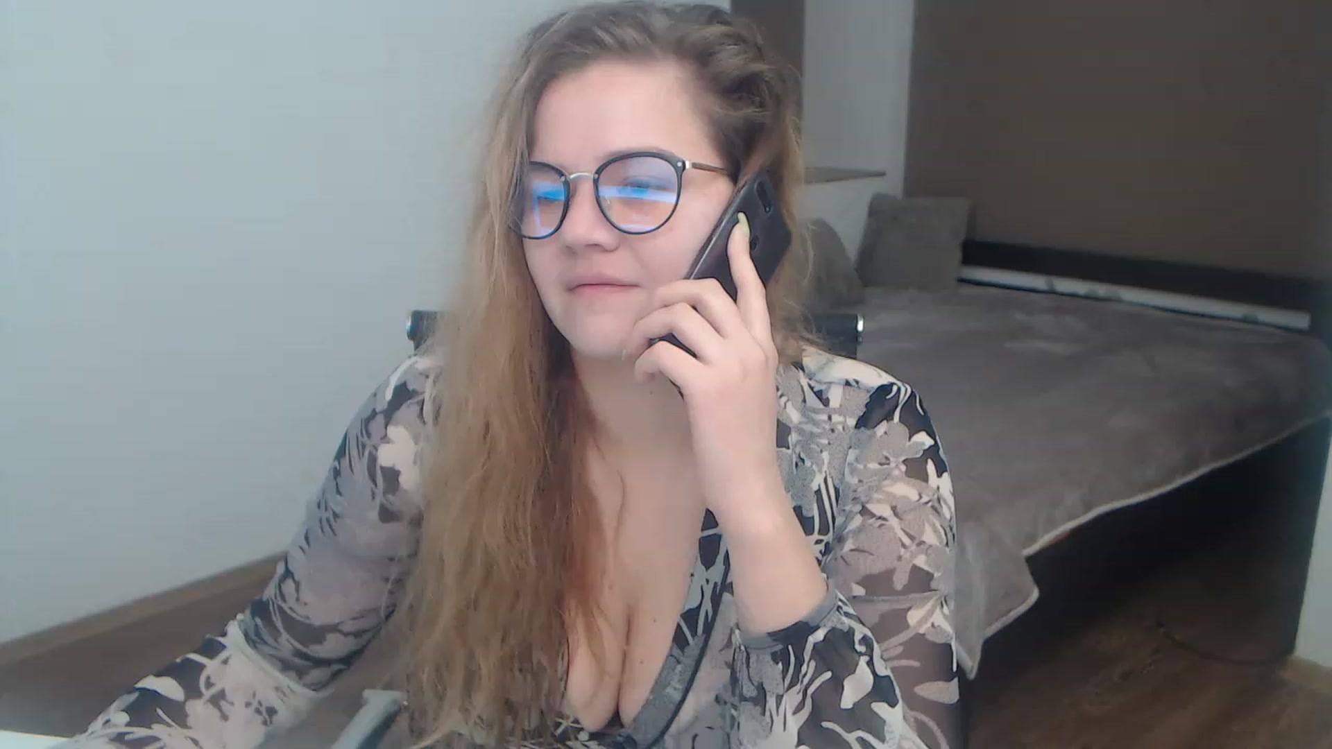 Gallery image thumbnail from KellyKleine's myfreecams stream on, 03/25/2023, 14:03 image 7 of 20