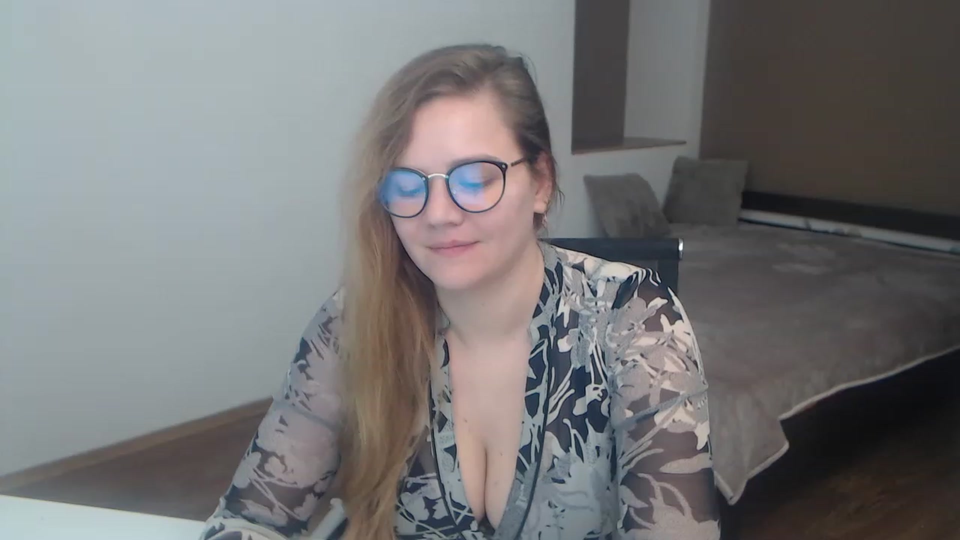 Gallery image thumbnail from KellyKleine's myfreecams stream on, 03/25/2023, 15:45 image 19 of 20