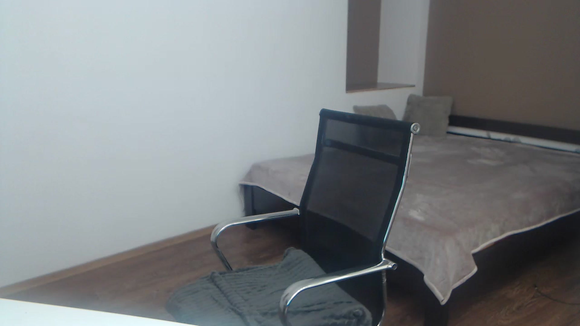 Gallery image thumbnail from KellyKleine's myfreecams stream on, 03/25/2023, 15:45 image 3 of 20