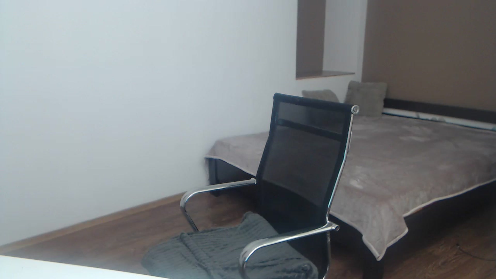 Gallery image thumbnail from KellyKleine's myfreecams stream on, 03/25/2023, 15:45 image 4 of 20