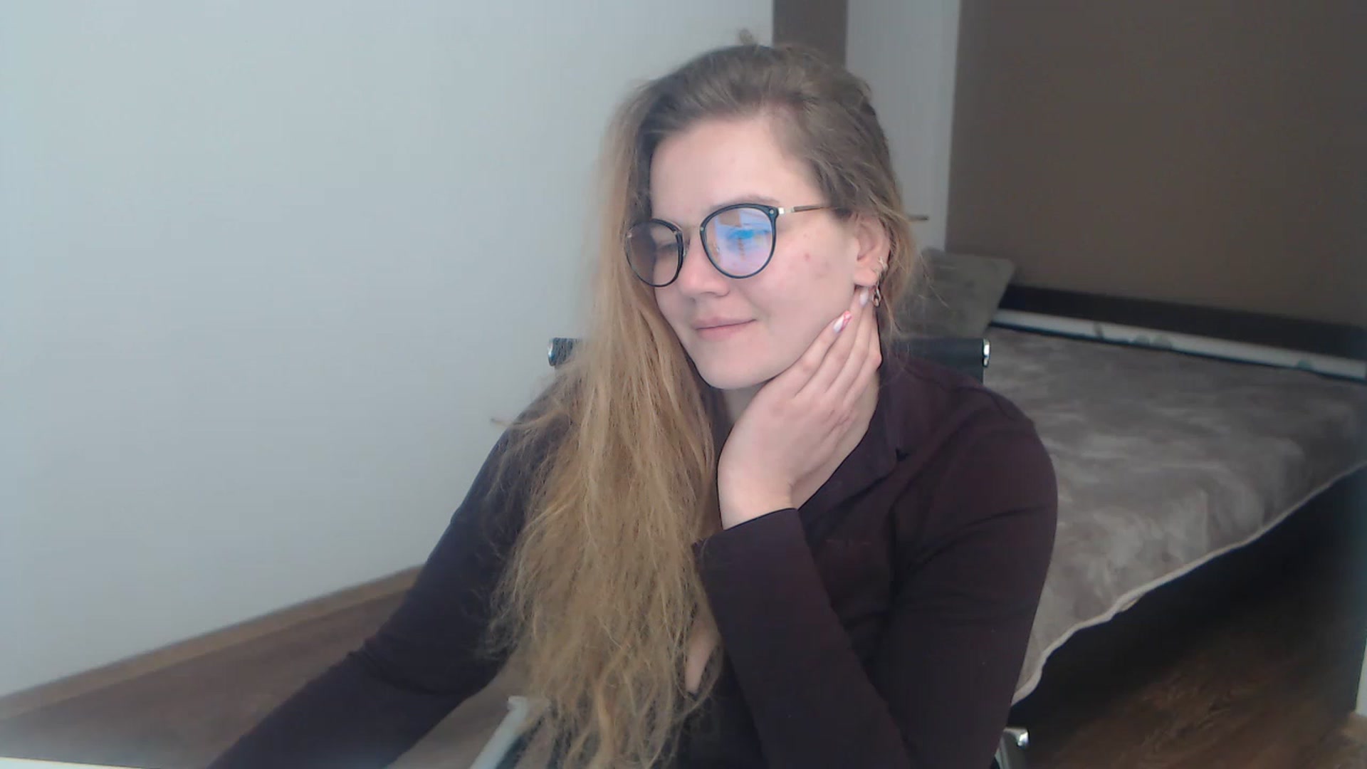 Gallery image thumbnail from KellyKleine's myfreecams stream on, 03/29/2023, 15:40 image 16 of 20