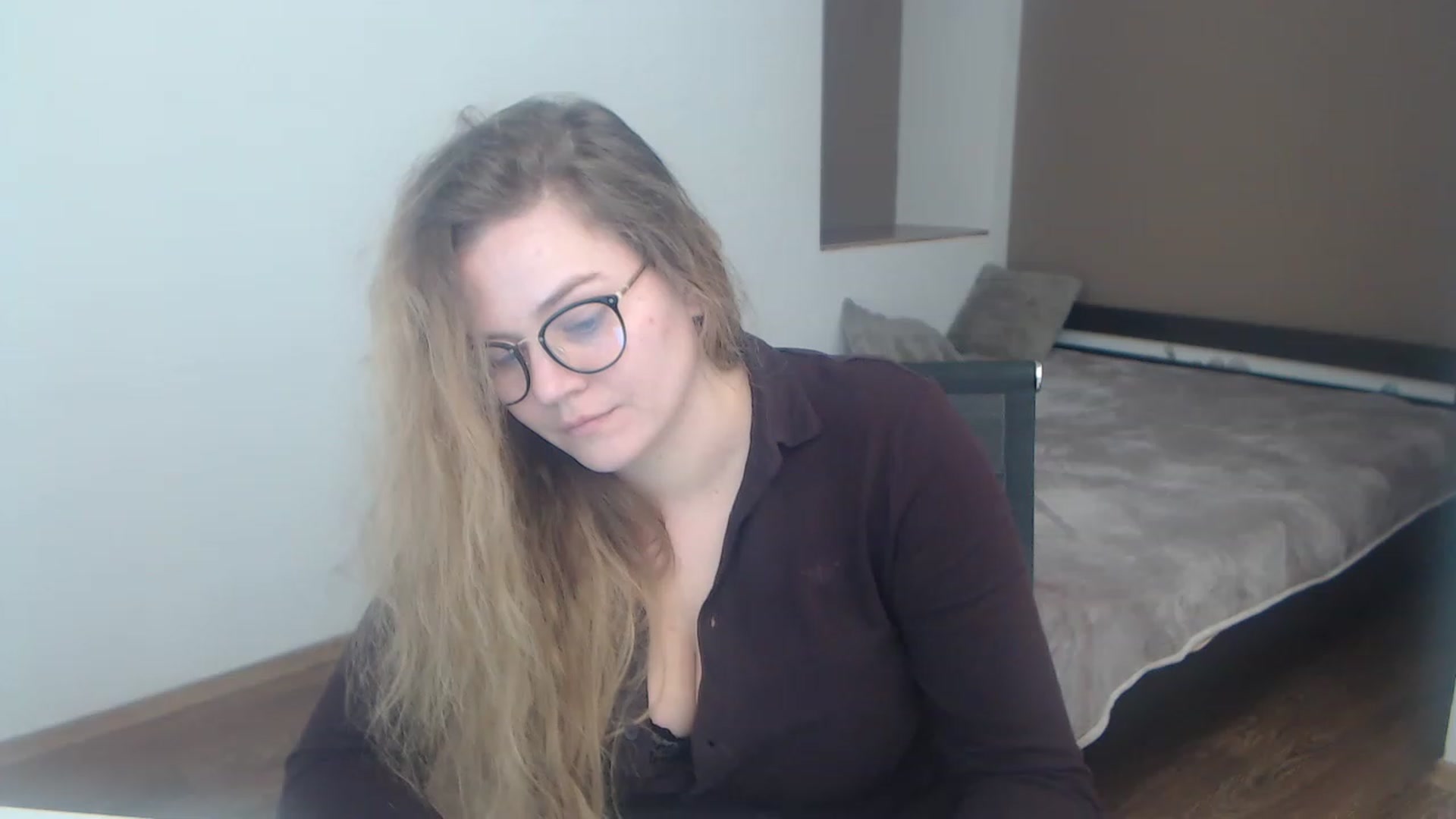 Gallery image thumbnail from KellyKleine's myfreecams stream on, 03/29/2023, 15:40 image 20 of 20