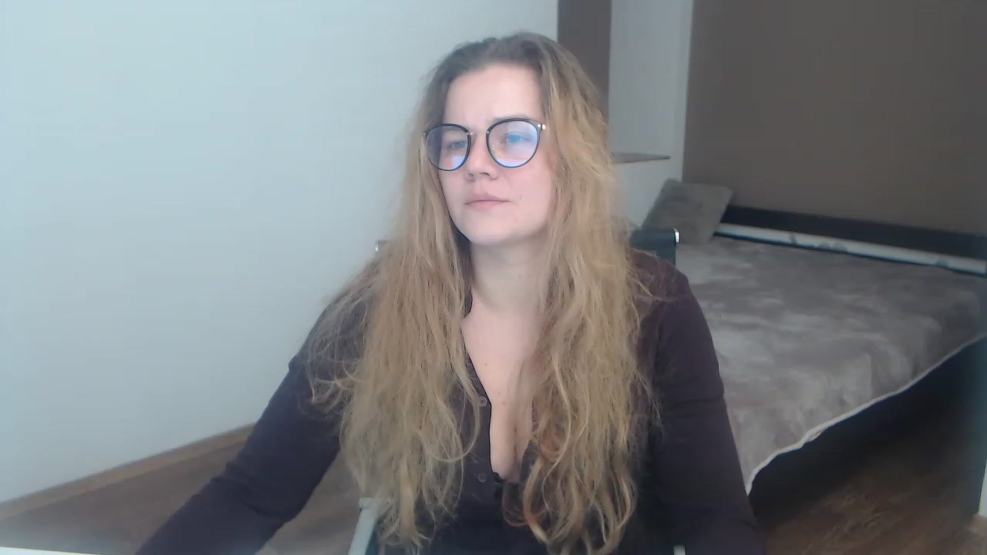 Gallery image thumbnail from KellyKleine's myfreecams stream on, 03/29/2023, 15:40 image 1 of 20