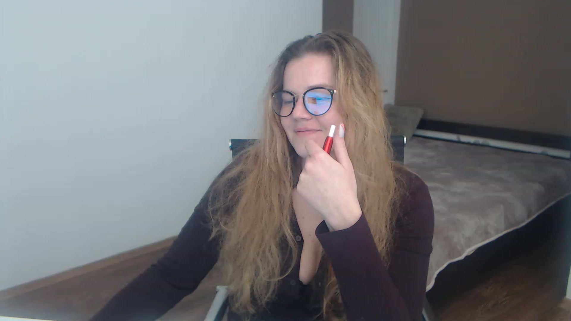 Gallery image thumbnail from KellyKleine's myfreecams stream on, 03/29/2023, 15:40 image 7 of 20