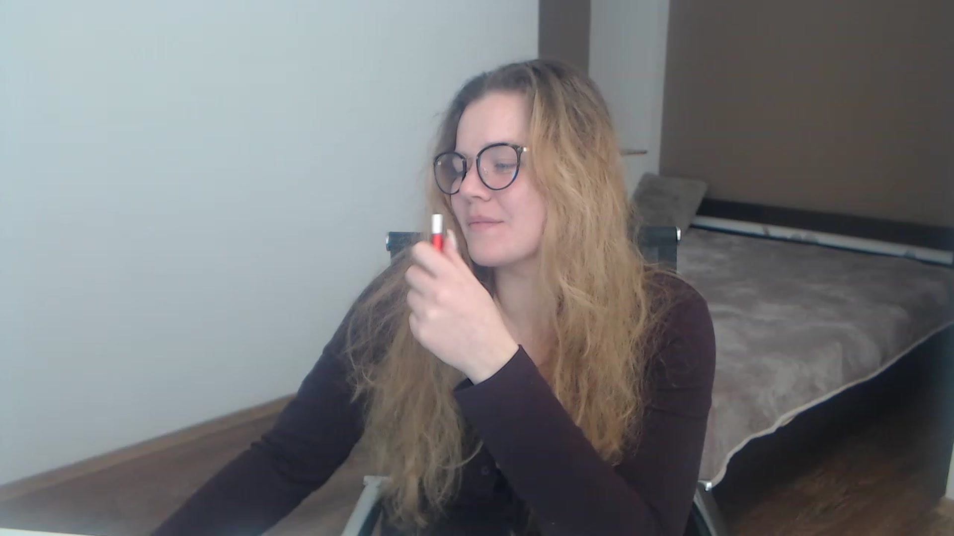 Gallery image thumbnail from KellyKleine's myfreecams stream on, 03/29/2023, 15:40 image 8 of 20