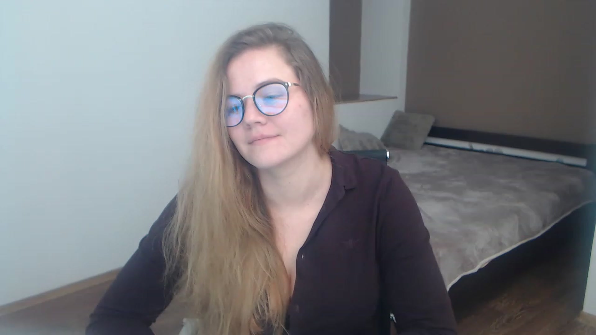 Gallery image thumbnail from KellyKleine's myfreecams stream on, 03/29/2023, 18:23 image 14 of 20